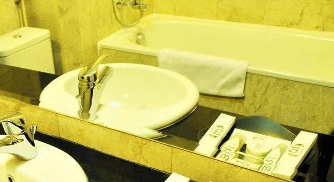 Hotel D'Wangsa Maluku Jakarta Værelse billede